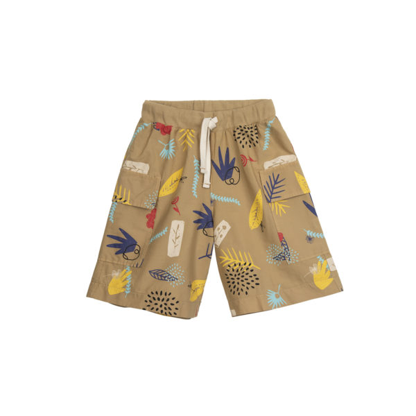 nature shorts with pockets